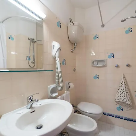 Hotel Beach 3* Tortoreto