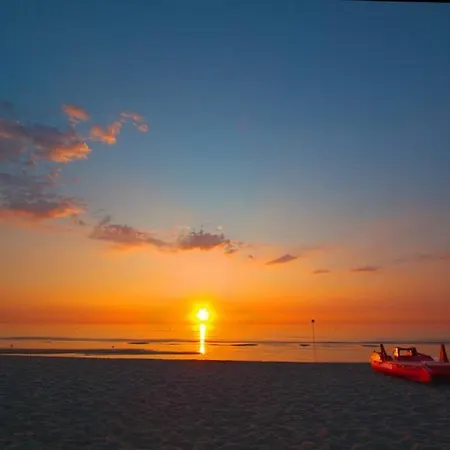 Hotel Beach 3* Tortoreto