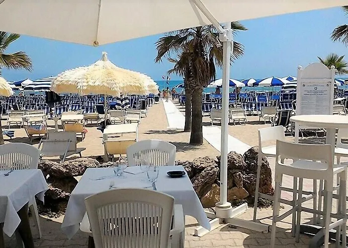 Hotel Beach Hotel 3*